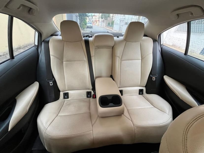 Toyota Corolla 2023/2023, bancos traseiros